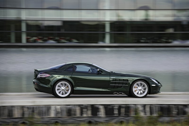 Mercedes-Benz SLR