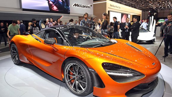 McLaren 720S ohromí svými výkony a připomene i slavný McLaren F1 (+videa)