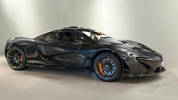 Mika Häkkinen prodává svůj McLaren P1. K hypersportu přidá i soukromé lekce řízení