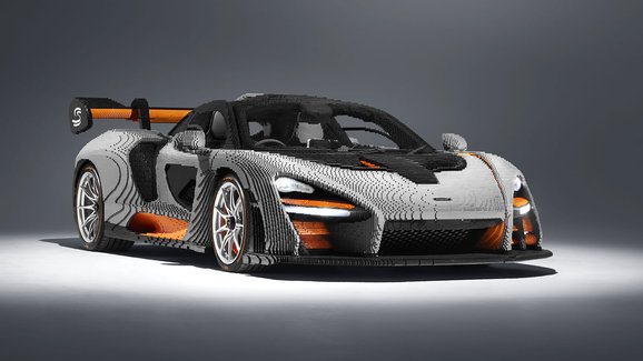 McLaren Senna ze stavebnice Lego v měřítku 1:1. Stačilo půl milionu kostiček