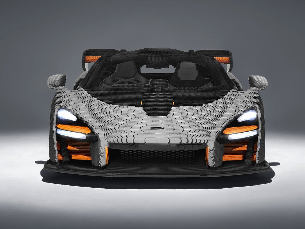 McLaren Senna ze stavebnice Lego