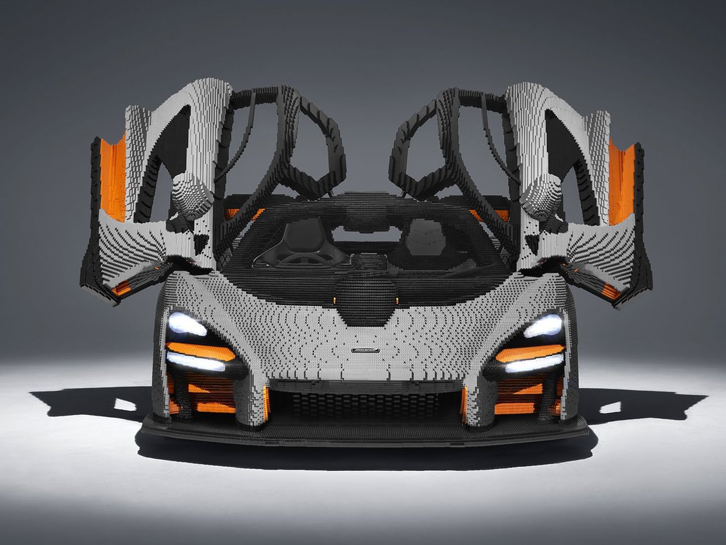 McLaren Senna ze stavebnice Lego