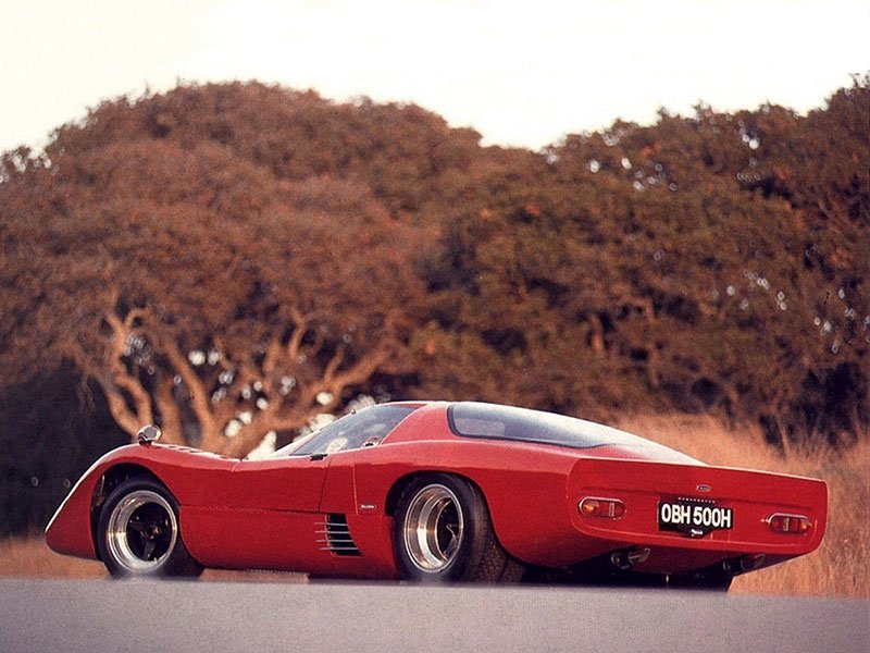 McLaren M6 GT (1969–1970)