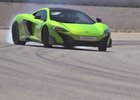 Video: McLaren 675LT řádí na okruhu Parcmotor Castellolí