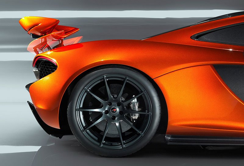 McLaren P1