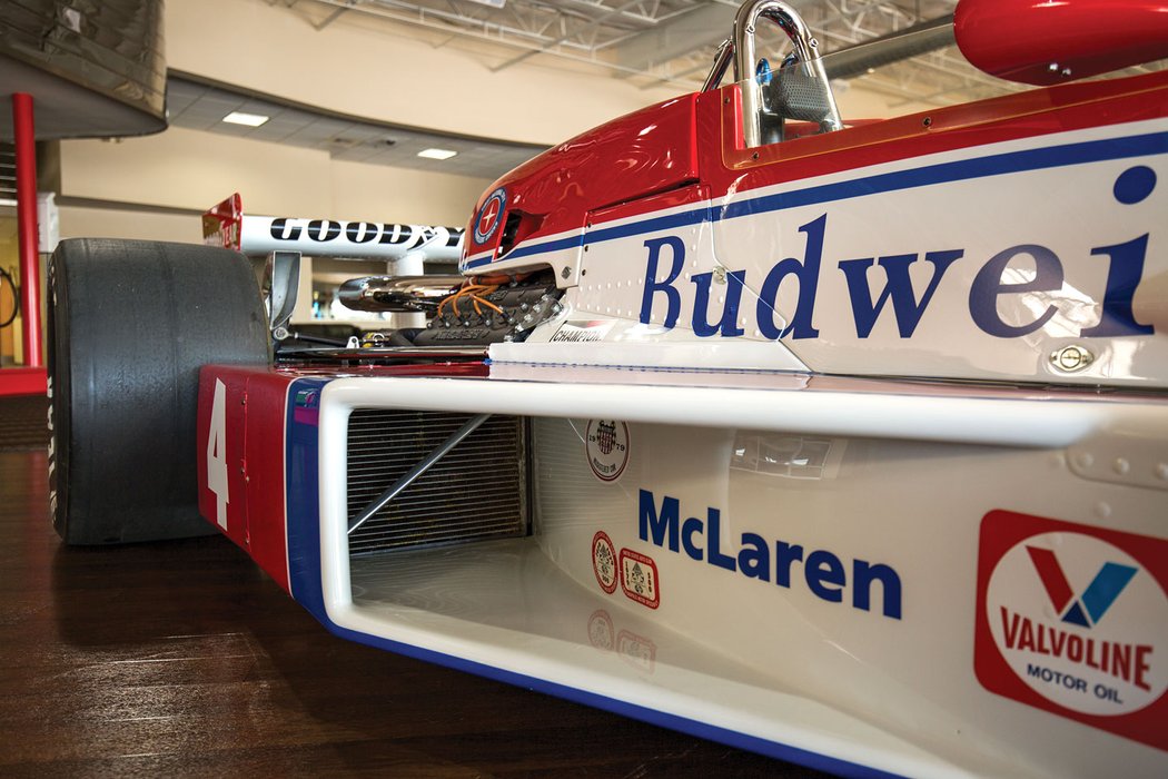 McLaren M24B