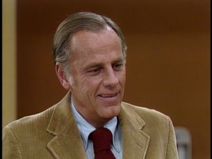 McLean Stevenson (†69) - Henry Blake