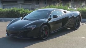 McSkilletův sportovní vůz McLaren v hodnotě víc než 200 tisíc dolarů.