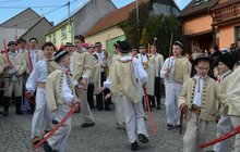 Masopustní mečové tance na prestižním seznamu: Tradice trvá již 240 let