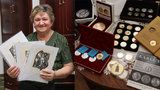Největší sbírka medailí Karla IV. na světě: „Nikdy je neprodám,“ přísahá Maria