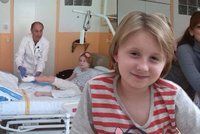 Syřanům nebyli čeští lékaři dost. Malá Tetiana díky nim vstala z vozíku