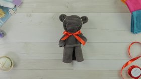Vyrobte si roztomilého medvídka z ručníku, který potěší nejen děti