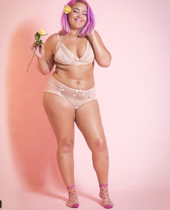 Megan Crabbe pomáhá ženám s plnými tvary milovat své tělo