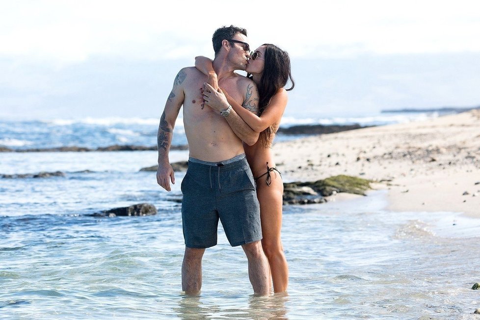 Nyní už exmanželé Megan Foxová a Brian Austin Green na Havaji