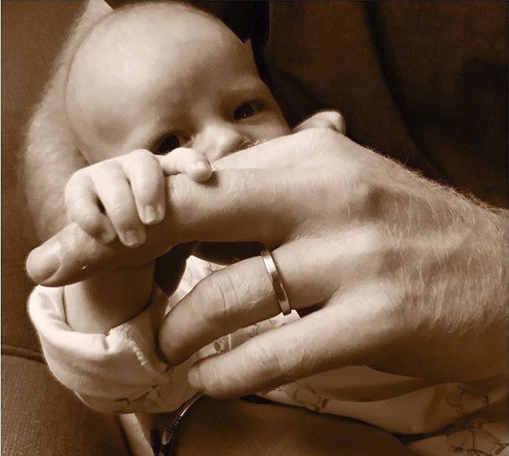 Mghan a Harry zveřejnili nové foto Archieho