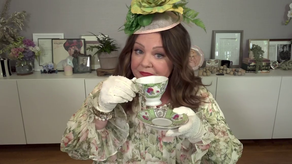 Meghan Markle a Melissa McCarthy natočily spot představující Meghaninu novou charitativní činnost.