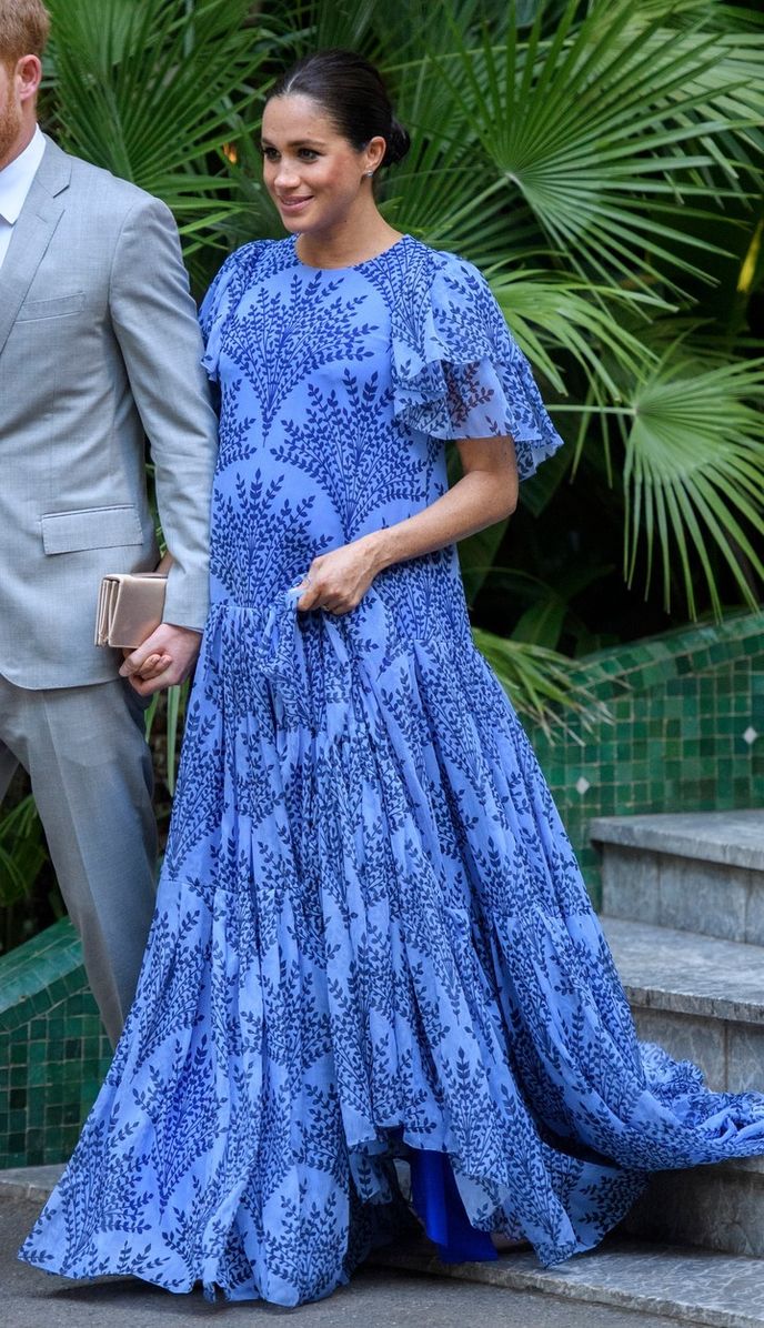 Když na to přijde, nebojí se Meghan vystoupit z komfortní zóny. Nádherné modré šaty Carolina Herrera jsou risk, neslušely by každé a je potřeba je pořádně vynést, jak se říká. Vévodkyně ze Sussexu to zvládla na jedničku. Když na to přijde, nebojí se Meghan vystoupit z komfortní zóny. Nádherné modré šaty Carolina Herrera jsou risk, neslušely by každé a je potřeba je pořádně vynést, jak se říká. Vévodkyně ze Sussexu to zvládla na jedničku.
