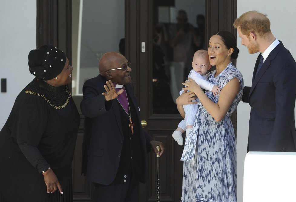 Meghan a Archie v Africe na první společné cestě