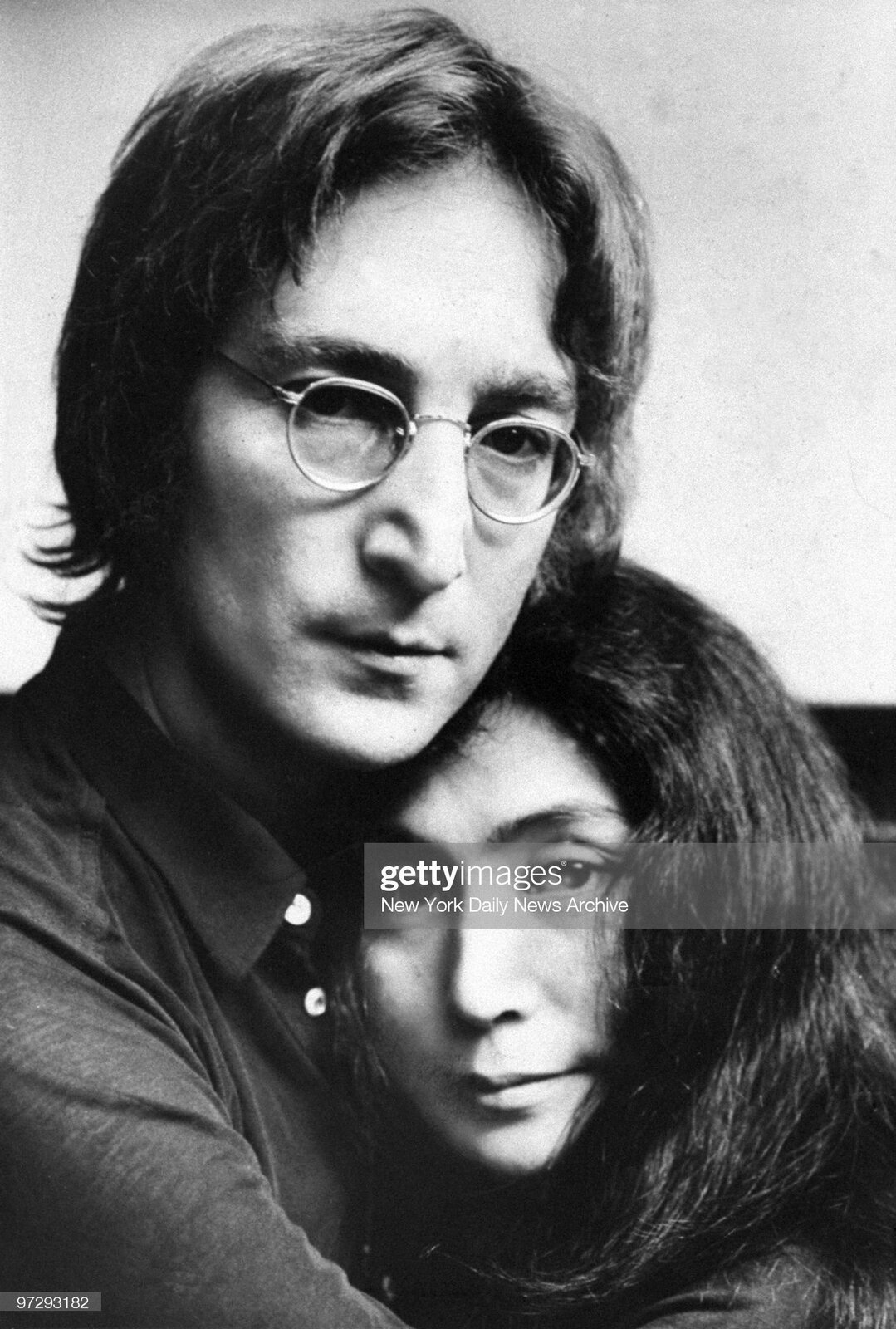 1975 John Lennon a Yoko Ono