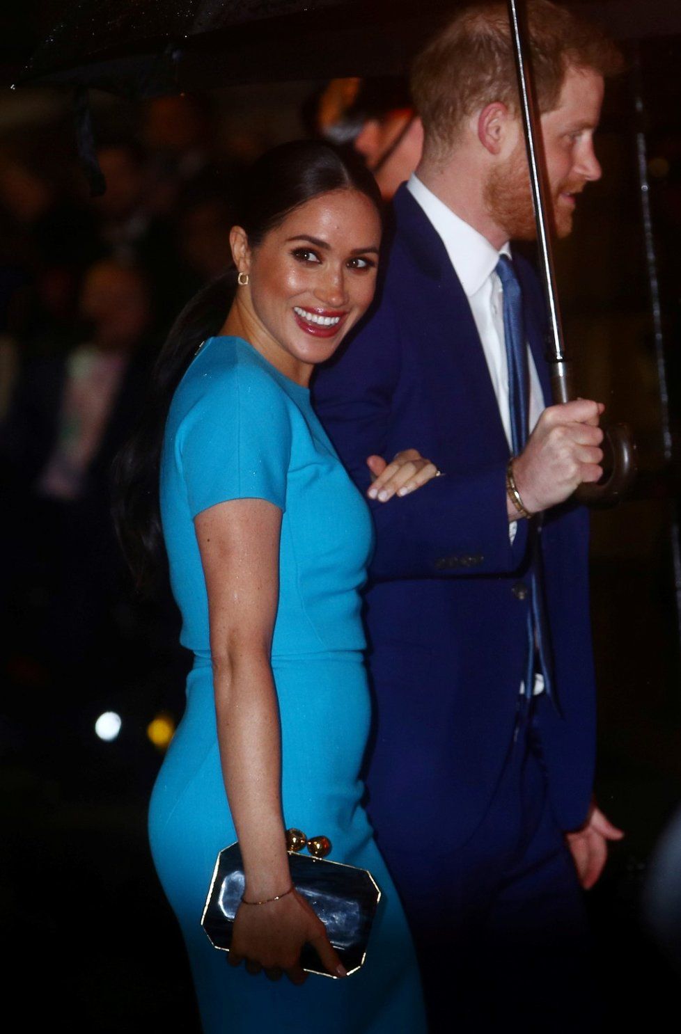 Meghan a Harry na sebe házeli zamilované pohledy a úsměvy.