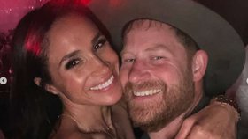 Harry a Meghan se skvěle bavili.
