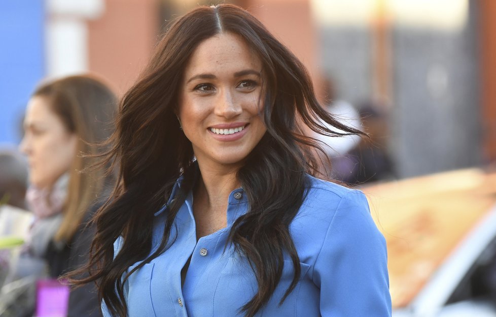 Meghan Markle je v JAR za superstar.