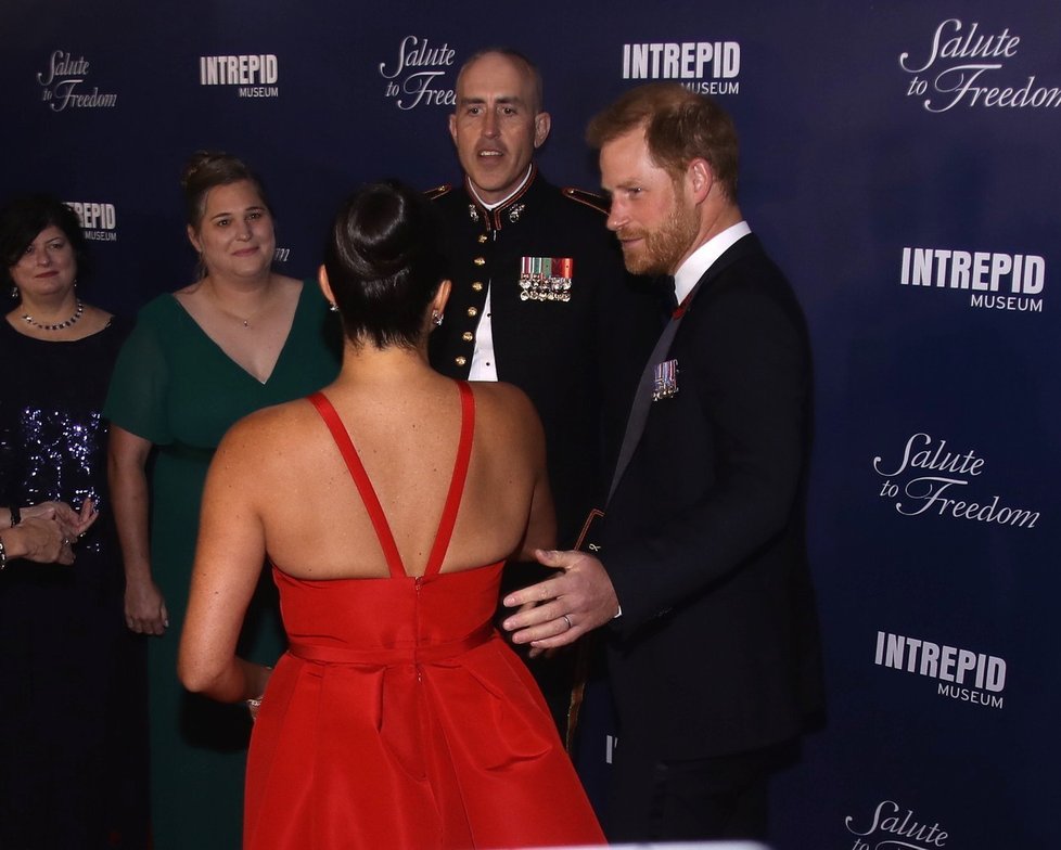 Meghan Markleová a princ Harry na akci v muzeu Intrepid v New Yorku