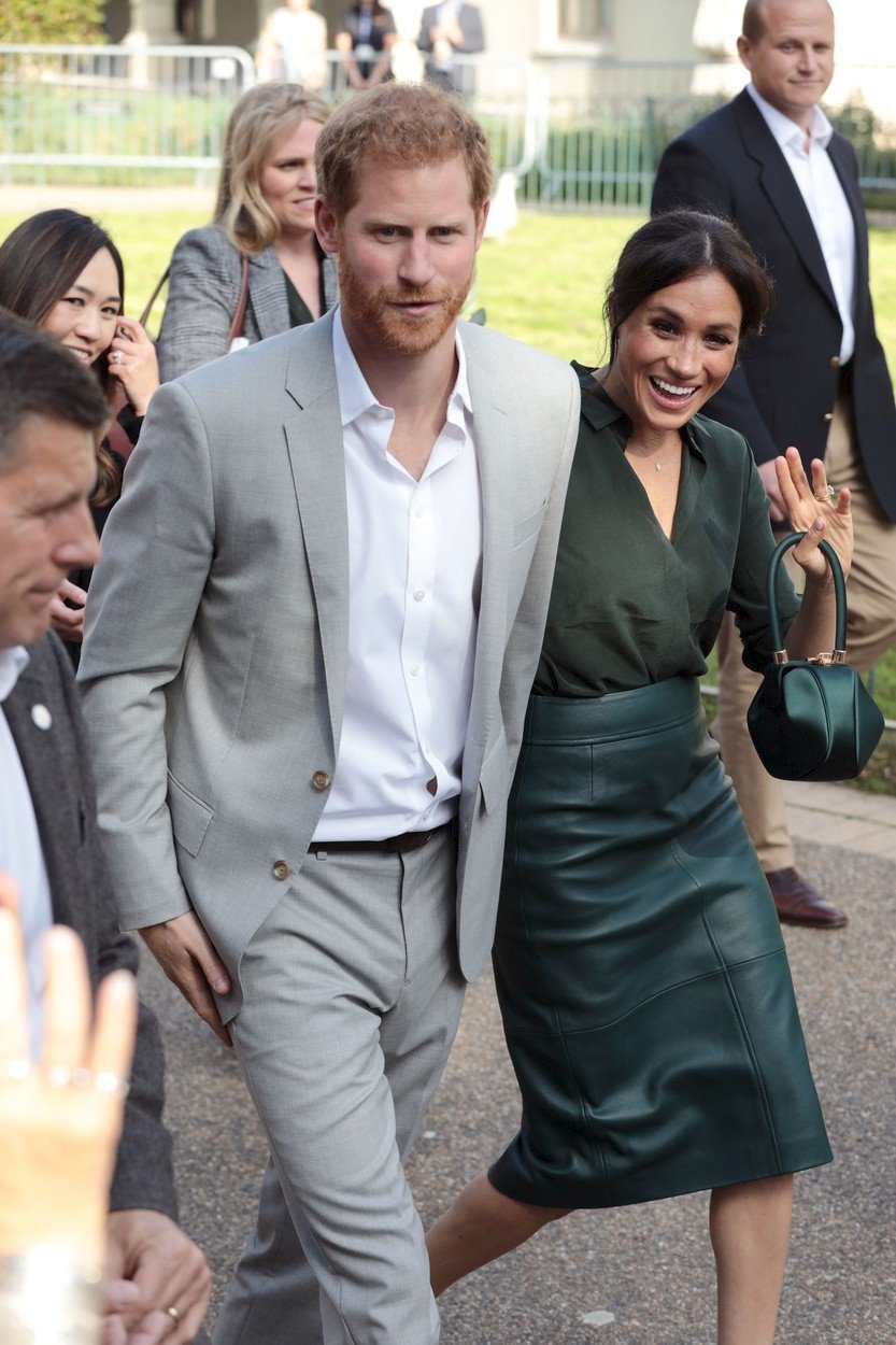 Vévodkyně Meghan a princ Harry na návštěvě hrabství Sussex