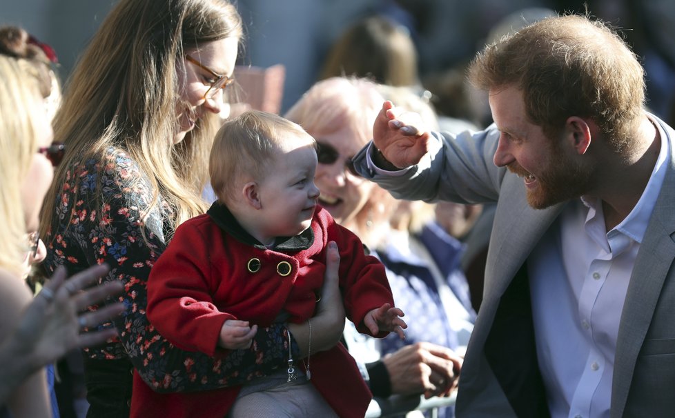 Princ Harry na návštěvě hrabství Sussex