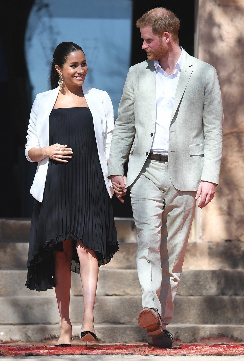 Těhotná vévodkyně Meghan Markleová a princ Harry.