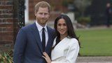 Dítě Meghan je na světě a za rodičkou se hrnou členové rodiny, píšou Britové. Poddaní ale pochybují… 