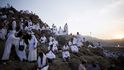Na pahorek Arafát u Mekky vyrazilo v roce 2017 poprosit za odpuštění hříchů dva miliony muslimů
