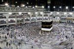 V Mekce začínají obřady velké muslimské pouti: Loni věřící ušlapali přes 2 tisíce lidí.
