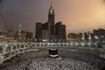 Do Mekky přijely vykonat pouť skoro dva miliony muslimů.