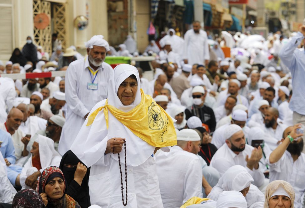 Do Mekky přijely vykonat pouť skoro dva miliony muslimů