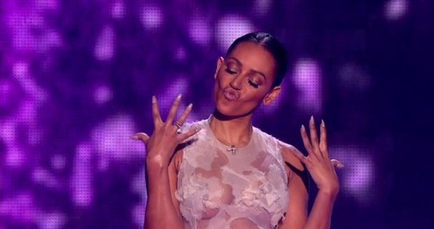 Zpěvačka Mel B zrušila sobotní účast v soutěži X Factor, den poté přišla s modřinami