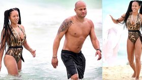 Oplácaná Spice Girl Mel B: Na pláži šokovala drsným účesem!