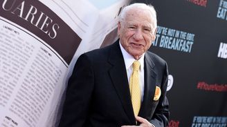 Mel Brooks se dožívá 100 let. Jaký byl život krále komedie a „jediného Žida, co dokázal vydělat na Hitlerovi“? Mel Brooks se dožívá 100 let. Jaký byl život krále komedie a „jediného Žida, co dokázal vydělat na Hitlerovi“?