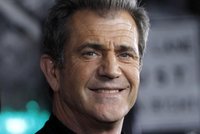 Mel Gibson havaroval: Narazil do skály se svým Maseratim!