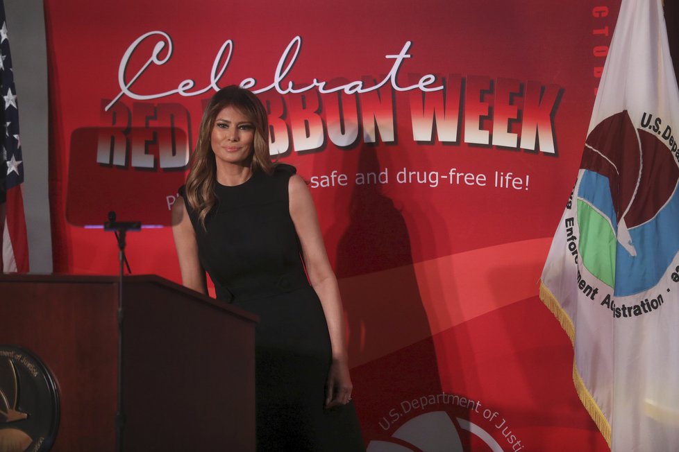 První dáma USA Melania Trumpová na akci organizace Red Ribbon