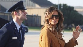 Melania Trumpová vyrazila do Afriky, vyzbrojila se na to lodičkami s leopardím potiskem.