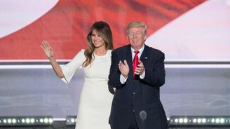 Donald Trump s manželkou Melanií jsou nominováni na Zlatou malinu 