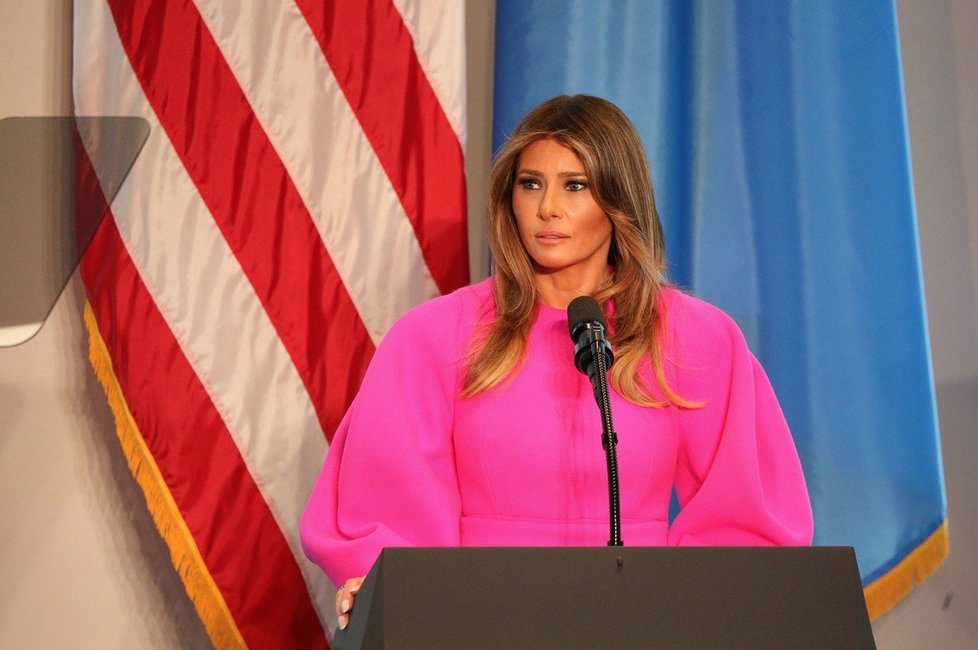 Donald Trump si svoji roli v čele státu užívá mnohem více než jeho žena Melania.