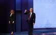 První debata kandidátů před americkými prezidentskými volbami: prezident Donald Trump s manželkou Melanií