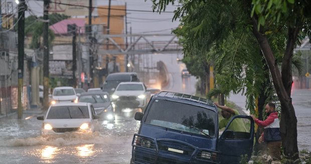 Nejhorší hurikán za 100 let? Melissa míří na Jamajku, obávají se tam katastrofy