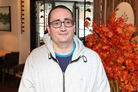 Radka (38) našli vážně zraněného na kolejích: Dodnes nevím, co se stalo!