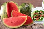 Meloun je ideální letní jídlo a dají se z něho připravit hotové hody!