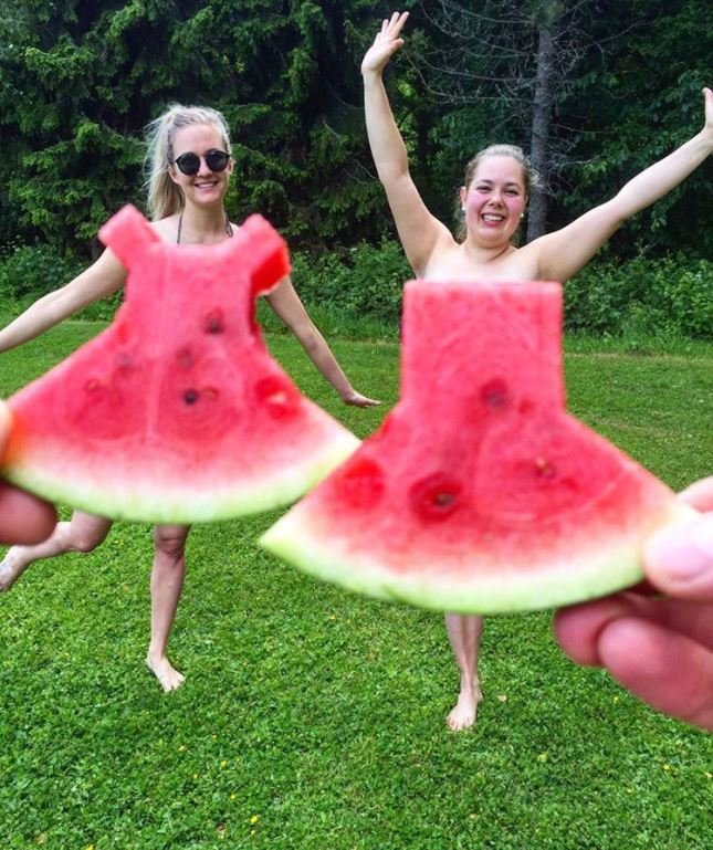 Výzva se skrývá pod heslem watermelon dress, tedy melounové šaty.