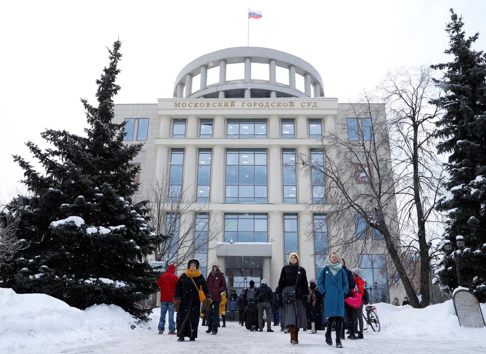 Moskevský soud nařídil rozpuštění Lidskoprávního centra Memorial (29. 12. 2021)