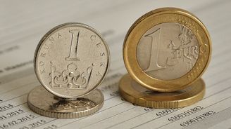 Vladimír Pikora: S korunou zvládáme koronu líp než Slováci s eurem aneb Diskuse o zavedení eura je zbytečná